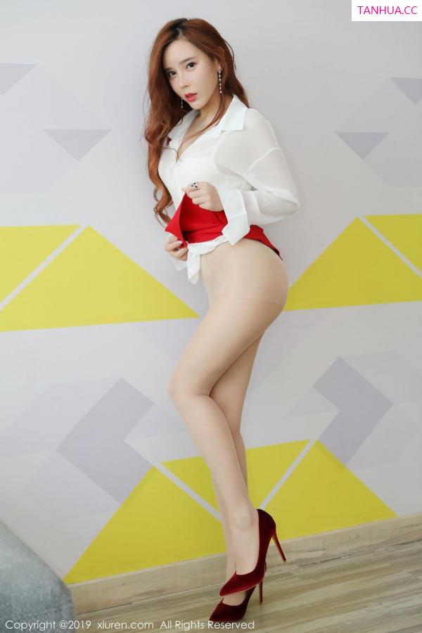 艾小青  [XIUREN]高清写真图 2019.12.25 艾小青第8张图片